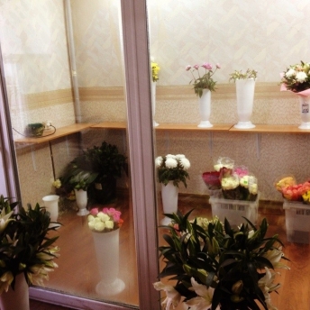 Действующий цветочный бизнес со всем необходимым оборудованием Екатеринбург